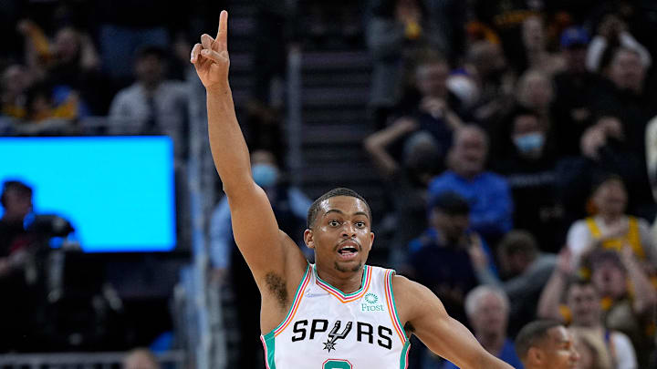 San Antonio Spurs v Golden State Warriors