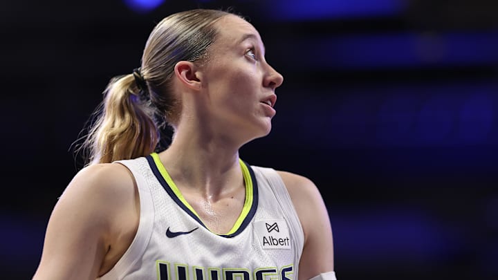 Phoenix Mercury v Dallas Wings