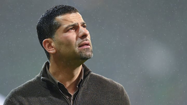 Nach oben muss es gehen: S04-Trainer Grammozis hat den Wiederaufstieg als klares Ziel.