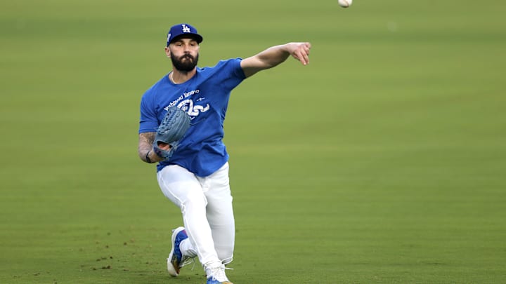 World Series - Toronto Blue Jays v Los Angeles Dodgers - Workout Day World Series - Toronto Blue Jays v Los Angeles Dodgers - Workout Day