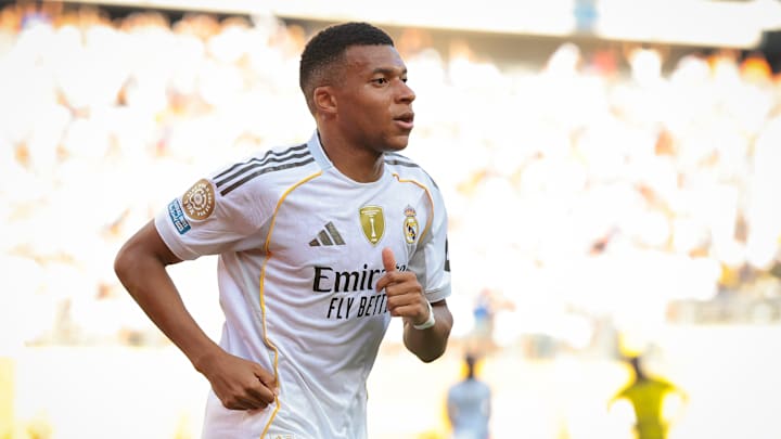 Mbappé é destaque no ataque do Real Madrid