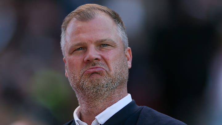 Fabian Wohlgemuth hat alle Hände voll zu tun beim VfB Stuttgart Fabian Wohlgemuth hat alle Hände voll zu tun beim VfB Stuttgart