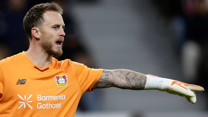 Mark Flekken kassierte gegen PSG sieben Gegentore unter der Woche in der Champions League.