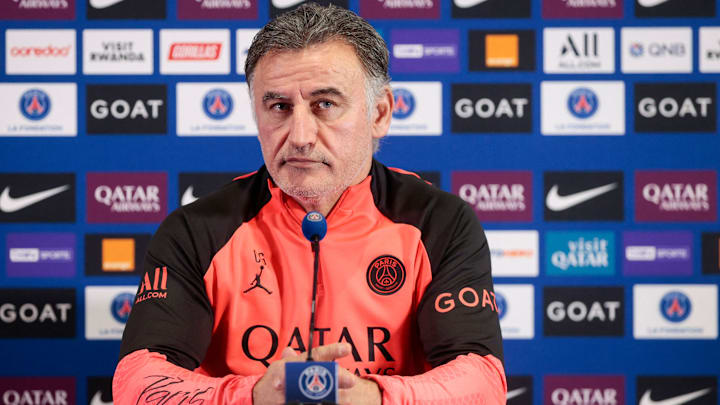 Christophe Galtier annoncé en conférence de presse ce samedi,  le départ très probable de Pablo Sarabia à Wolverhampton. 