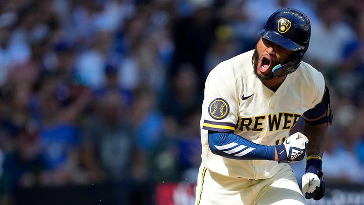Chicago Cubs v Milwaukee Brewers
