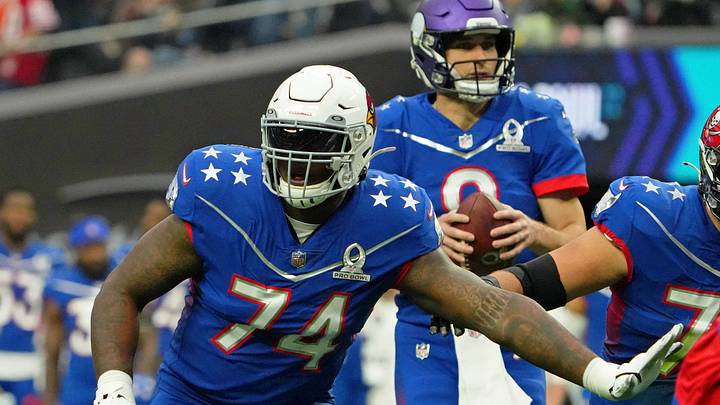 Feb 6, 2022; Paradise, Nevada, USA; NFC tackle DJ Humphries of the Arizona Cardinals (74) blocks against the AFC during the Pro Bowl football game at Allegiant Stadium. Mandatory Credit: Kirby Lee-USA TODAY Sports Feb 6, 2022; Paradise, Nevada, USA; NFC tackle DJ Humphries of the Arizona Cardinals (74) blocks against the AFC during the Pro Bowl football game at Allegiant Stadium. Mandatory Credit: Kirby Lee-USA TODAY Sports