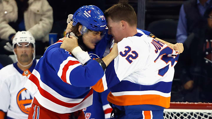 New York Islanders v New York Rangers