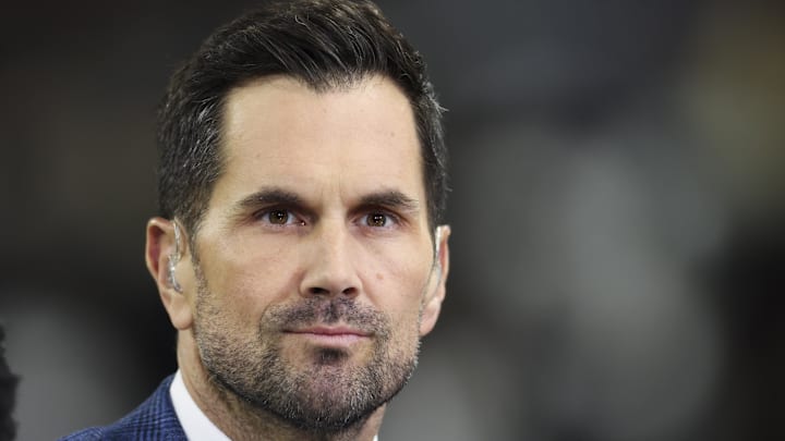 Dec 3, 2022; Indianapolis, Indiana, USA; FOX Sports analyst Matt Leinart before the Big Ten Championship between the Michigan Wolverines and the Purdue Boilermakers at Lucas Oil Stadium. Mandatory Credit: Trevor Ruszkowski-Imagn Images Dec 3, 2022; Indianapolis, Indiana, USA; FOX Sports analyst Matt Leinart before the Big Ten Championship between the Michigan Wolverines and the Purdue Boilermakers at Lucas Oil Stadium. Mandatory Credit: Trevor Ruszkowski-Imagn Images