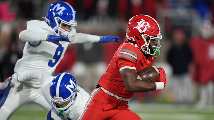 Baylor's David Gabriel Georges on the run play against McCallie in the the TSSAA Division II-AAA Bluecross Bowl on Thursday, Dec. 5, 2024, in Chattanooga, Tenn. Baylor's David Gabriel Georges on the run play against McCallie in the the TSSAA Division II-AAA Bluecross Bowl on Thursday, Dec. 5, 2024, in Chattanooga, Tenn.