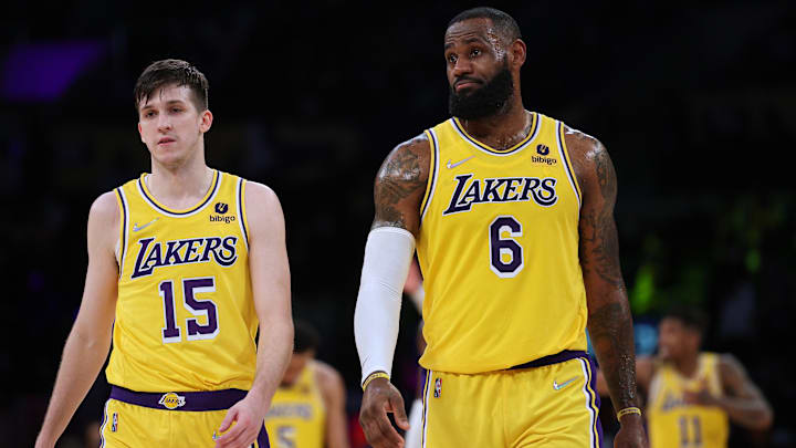 LeBron James y Austin Reaves serán piedras angulares de los Lakers en la zafra 2023-24