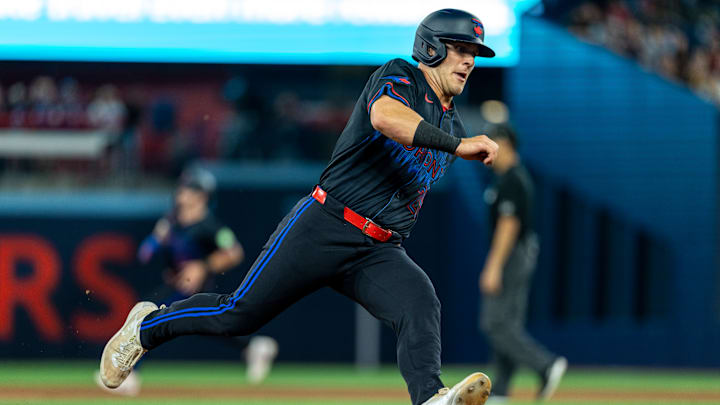Los Angeles Angels v Toronto Blue Jays