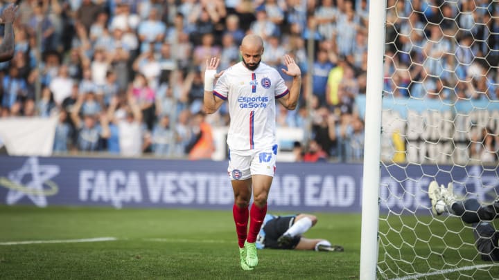 Thaciano marcou os dois gols do jogo na serra gaúcha