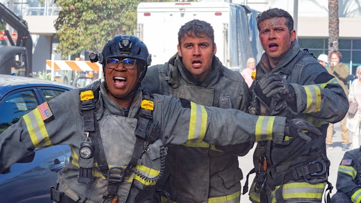 9-1-1: L-R: Aisha Hinds, Ryan Guzman and Oliver Stark in the “Pay it Forward” season finale episode of 9-1-1 airing Monday, May 15 (8:00-9:01 PM ET/PT) on FOX. © 2022 FOX MEDIA LLC. CR: Jack Zeman/ FOX.