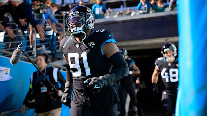 Jacksonville Jaguars defensive end Dawuane Smoot (91) takes to the field before a regular season NFL.