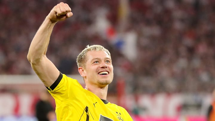 FC Bayern München v Borussia Dortmund - Bundesliga