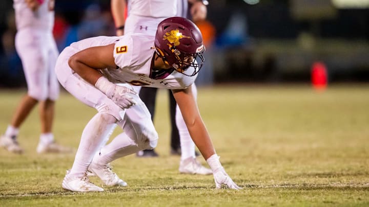 Oct 13, 2023; peoria, AZ, USA; Salpointe Catholic defensive end and Oregon Duck commit Elijah Rushing (9).