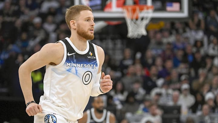 Minnesota Timberwolves guard Donte DiVincenzo gets into position against the Phoenix Suns during the third quarter at Target Center in Minneapolis on Nov. 17, 2024.
