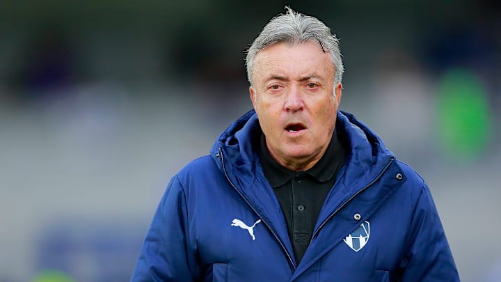 El español Domènec Torrent sigue sin levantar al Monterrey