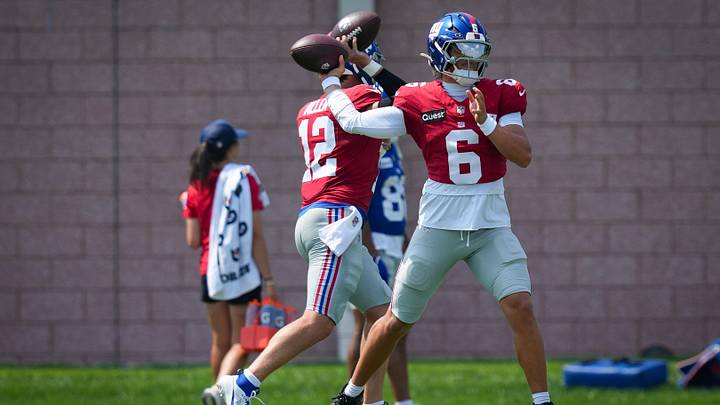New York Giants quarterback Jaxson Dart (6) throws the ball while training at Quest Diagnostics Training Center, Aug 10, 2026, East Rutherford, NJ, USA. New York Giants quarterback Jaxson Dart (6) throws the ball while training at Quest Diagnostics Training Center, Aug 10, 2026, East Rutherford, NJ, USA.