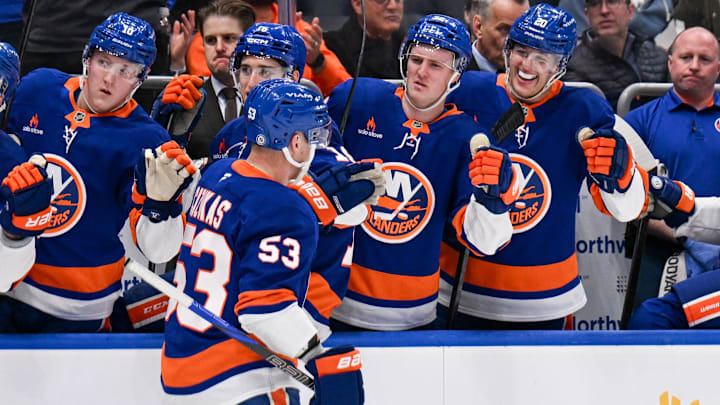 Mar 26, 2025; Elmont, New York, USA; New York Islanders center Casey Cizikas (53) celebrates his short handed goal against the Vancouver Canucks during the second period at UBS Arena. Mandatory Credit: Dennis Schneidler-Imagn Images Mar 26, 2025; Elmont, New York, USA; New York Islanders center Casey Cizikas (53) celebrates his short handed goal against the Vancouver Canucks during the second period at UBS Arena. Mandatory Credit: Dennis Schneidler-Imagn Images
