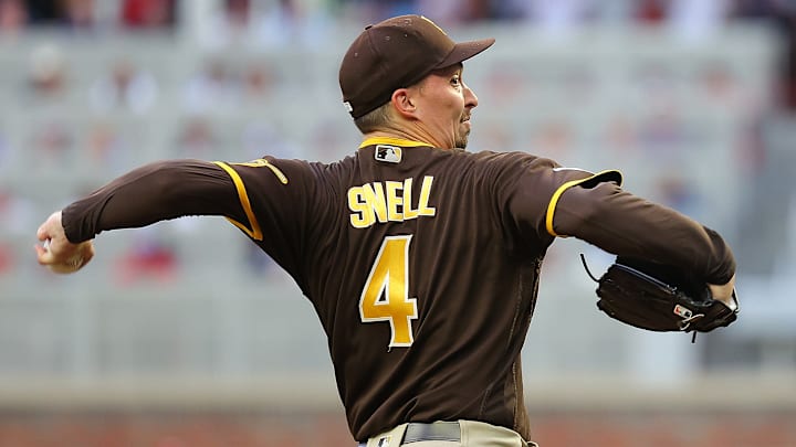 Snell sigue en la agencia libre