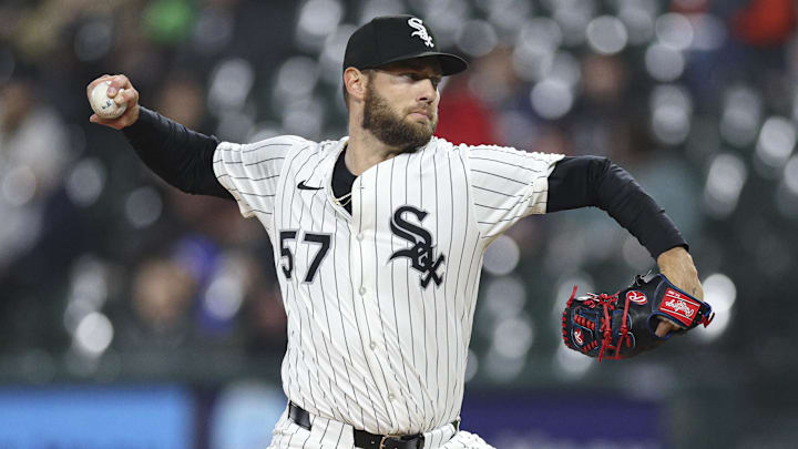 Chicago White Sox pitcher Adrian Houser (57) throws against the Seattle Mariners at Rate Field. 