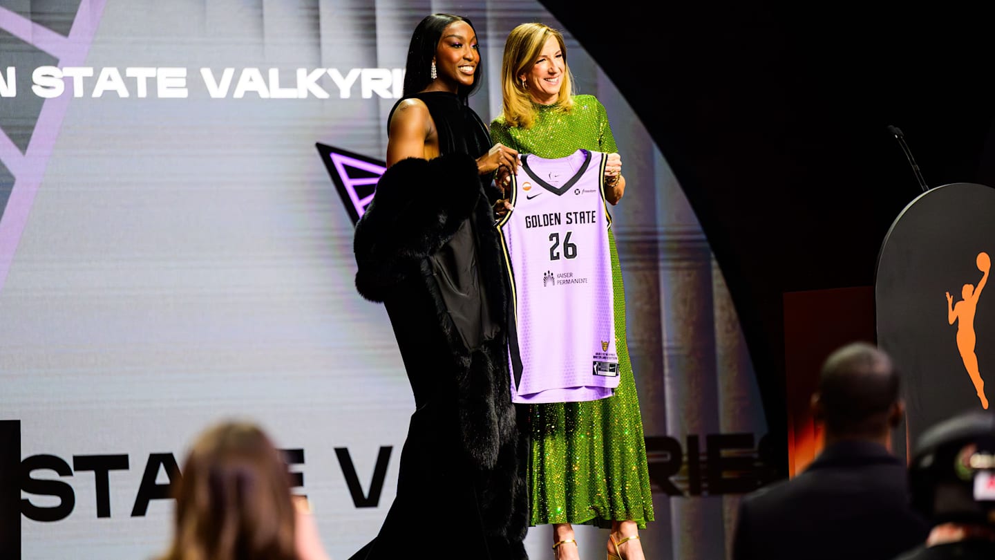 LSU WBB's Flau'jae Johnson Traded in Stunning Move, Rookie Contract Details Revealed