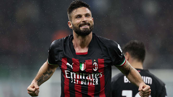 Olivier Giroud brille avec l'AC Milan. Olivier Giroud brille avec l'AC Milan.