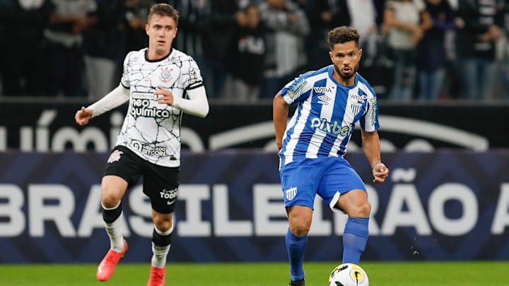 Timão vai até a Ressacada buscando se recuperar, emplacar mais três pontos e se manter próximo da ponta 