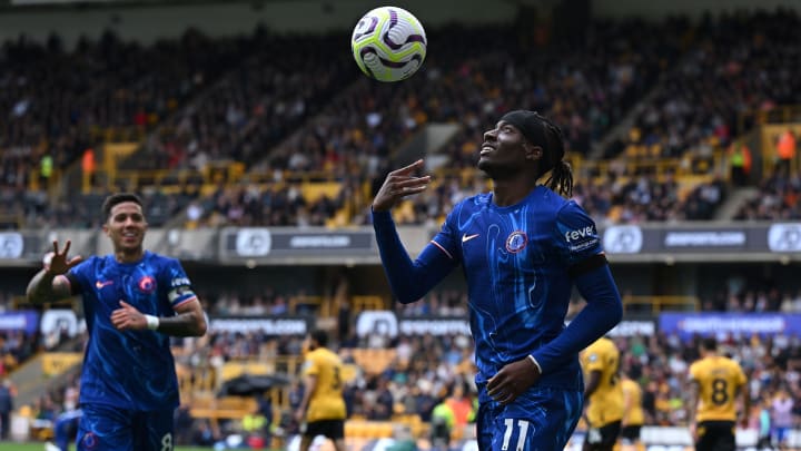 Noni Madueke anotou um hat-trick contra o Wolverhampton Noni Madueke anotou um hat-trick contra o Wolverhampton