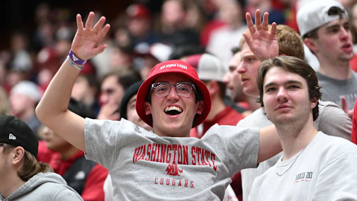 Feb 15, 2024; Pullman, Washington, USA; Washington State Cougars celebrates during a men s basketball game against the California Golden Bears in the second half at Friel Court at Beasley Coliseum. Washington State Cougars won 84-65. Mandatory Credit: James Snook-Imagn Images Feb 15, 2024; Pullman, Washington, USA; Washington State Cougars celebrates during a men s basketball game against the California Golden Bears in the second half at Friel Court at Beasley Coliseum. Washington State Cougars won 84-65. Mandatory Credit: James Snook-Imagn Images