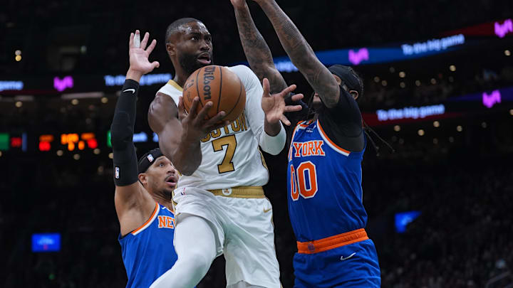 Jaylen Brown promedia más de 30 puntos en los juegos entre Celtics y Knicks en este curso