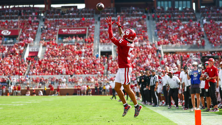 Oklahoma receiver Isaiah Sategna's trick play touchdown should not have counted after Sategna acted like he was substituting out of the game. 