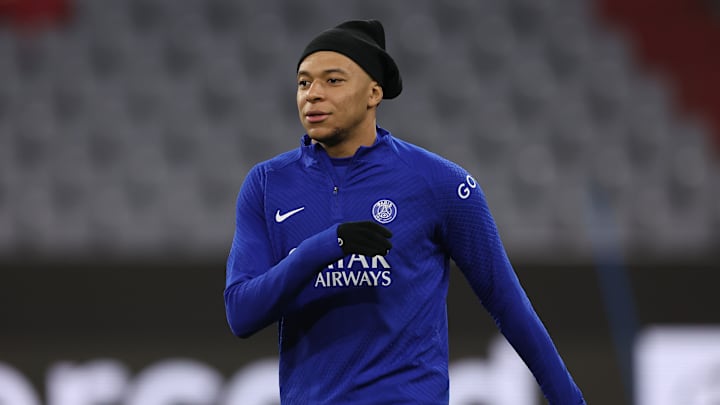 O atacante tem contrato com o Paris até 2024