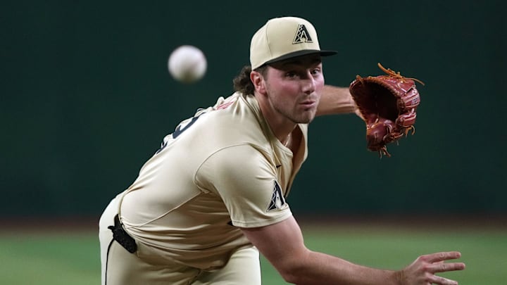 Sep 24, 2024; Phoenix, Arizona, USA; Arizona Diamondbacks pitcher Brandon Pfaadt (32) throws against the San Francisco Giants in the first inning at Chase Field. Mandatory Credit: Rick Scuteri-Imagn Images Sep 24, 2024; Phoenix, Arizona, USA; Arizona Diamondbacks pitcher Brandon Pfaadt (32) throws against the San Francisco Giants in the first inning at Chase Field. Mandatory Credit: Rick Scuteri-Imagn Images