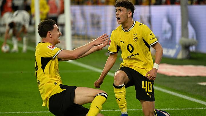 FBL-GER-BUNDESLIGA-DORTMUND-FRANKFURT