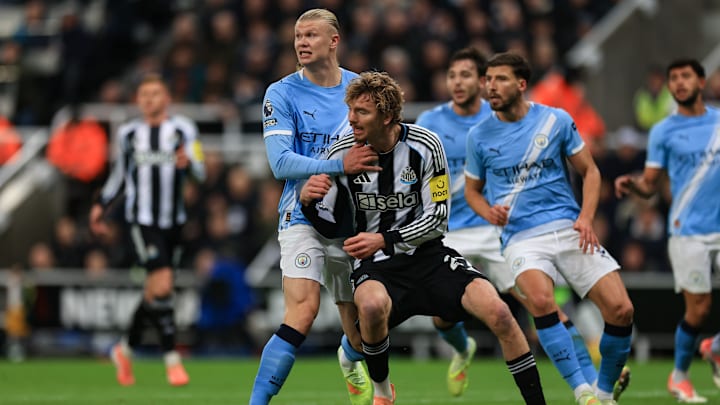 Newcastle United v Manchester City - Premier League