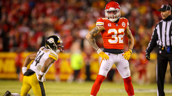 AFC Wild Card Playoffs - Pittsburgh Steelers v Kansas City Chiefs