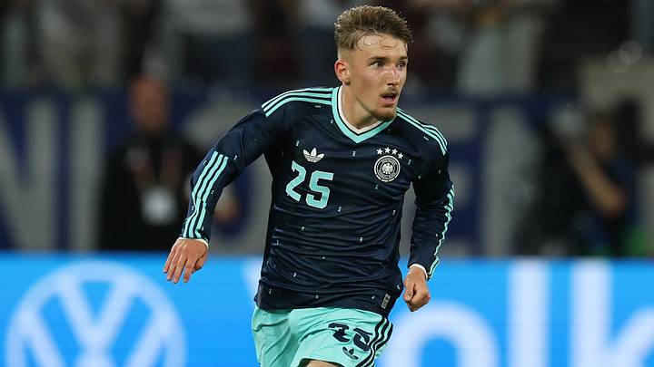 Betrieb mächtig Eigenwerbung für die WM: Startelf-Debütant Lennart Karl glänzte beim 4:0-Sieg gegen Finnland