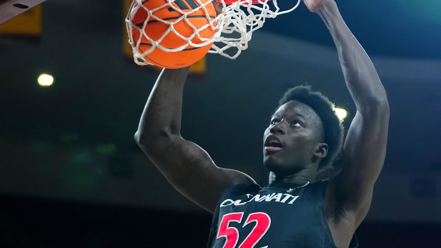 Cincinnati Bearcats Basketball Star Could Return From Injury Against UCF
