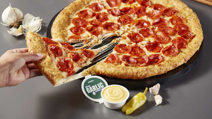 Papa Johns Garlic Epic Stuffed Crust Pizza 