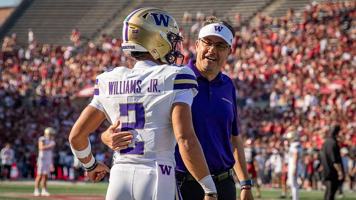 Demond Williams Jr. and Jedd Fisch share an Apple Cup moment. Demond Williams Jr. and Jedd Fisch share an Apple Cup moment.