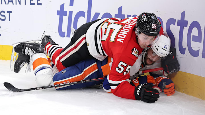 New York Islanders v Chicago Blackhawks