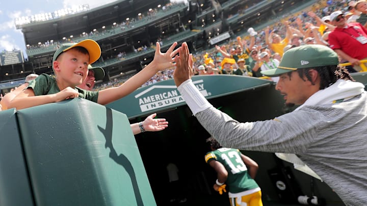 Green Bay Packers quarterback Jordan Love high-fives a fan following their victory over the Indianapolis Colts. Will he play against the Tennessee Titans on Sunday? Green Bay Packers quarterback Jordan Love high-fives a fan following their victory over the Indianapolis Colts. Will he play against the Tennessee Titans on Sunday?