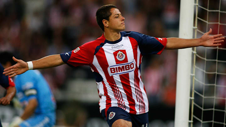 "Chicharito" Hernández jugó con Chivas de Guadalajara entre el 2006 y el 2010