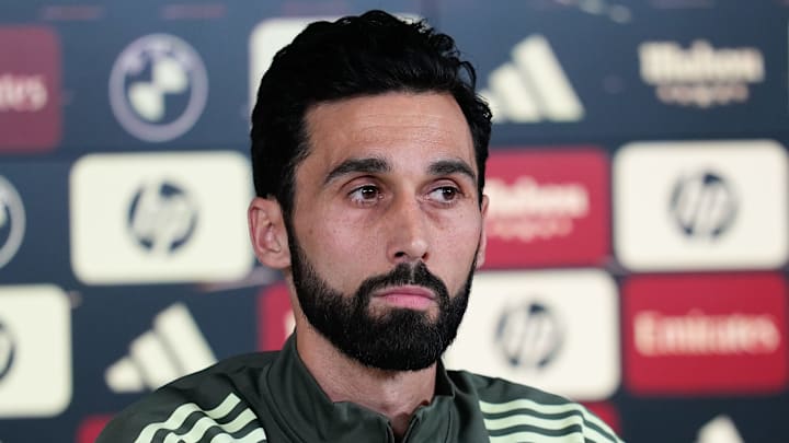 Yet another blow to Álvaro Arbeloa. Yet another blow to Álvaro Arbeloa.