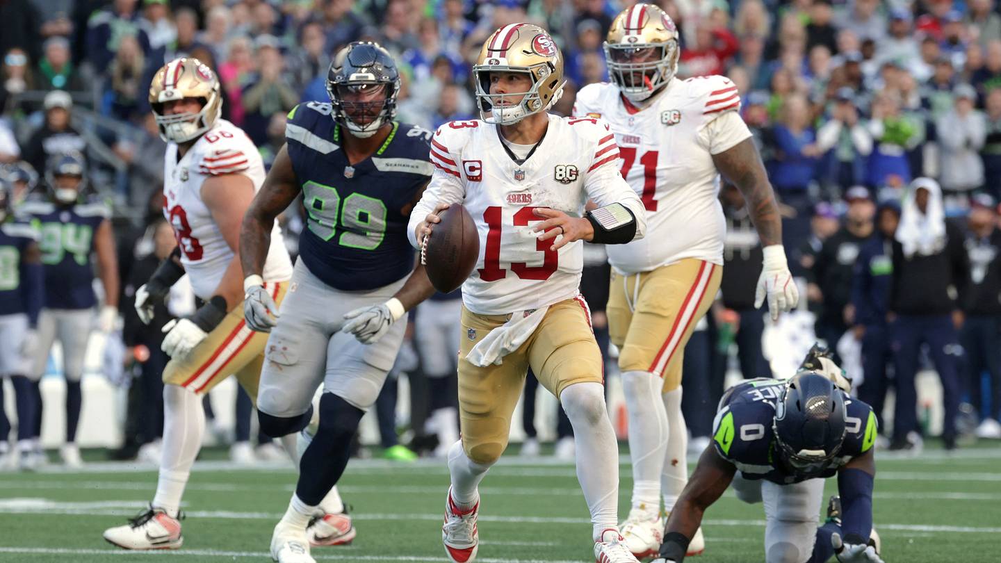 Leonard Williams Ankle Injury Update: How Seahawks DT Played Through Scare vs. 49ers