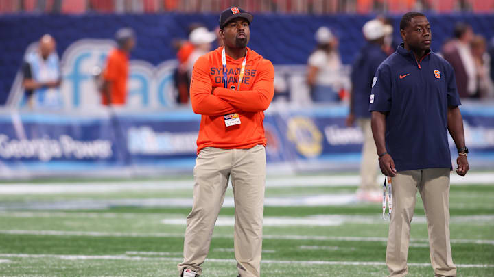Aug 30, 2025; Atlanta, Georgia, USA; Syracuse Orange head coach Fran Brown on the field before a game against the Tennessee Volunteers at Mercedes-Benz Stadium. Mandatory Credit: Brett Davis-Imagn Images Aug 30, 2025; Atlanta, Georgia, USA; Syracuse Orange head coach Fran Brown on the field before a game against the Tennessee Volunteers at Mercedes-Benz Stadium. Mandatory Credit: Brett Davis-Imagn Images