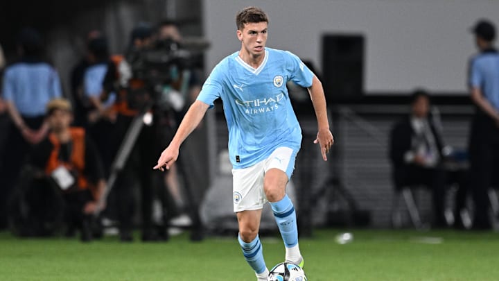 Máximo Perrone - Manchester City