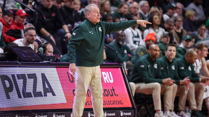 Jan 27, 2026; Piscataway, New Jersey, USA; Michigan State Spartans head coach Tom Izzo reacts during the first half against the Rutgers Scarlet Knights at Jersey Mike's Arena. Mandatory Credit: Vincent Carchietta-Imagn Images Jan 27, 2026; Piscataway, New Jersey, USA; Michigan State Spartans head coach Tom Izzo reacts during the first half against the Rutgers Scarlet Knights at Jersey Mike's Arena. Mandatory Credit: Vincent Carchietta-Imagn Images